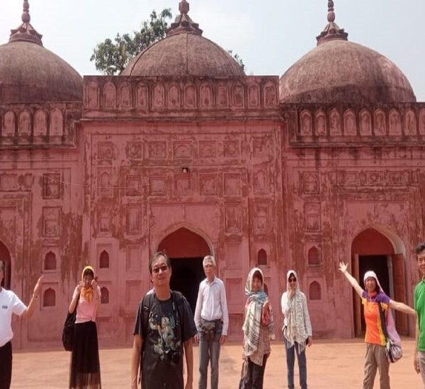 Exploring Muslim heritage in Bangladesh