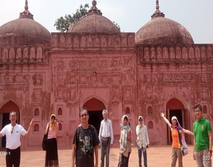 Exploring Muslim heritage in Bangladesh