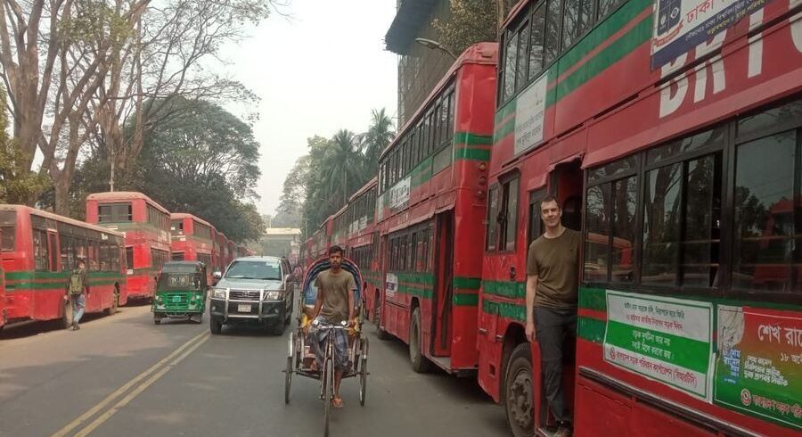 Visiting Dhaka University in Bangladesh by a tourist from Switzerland