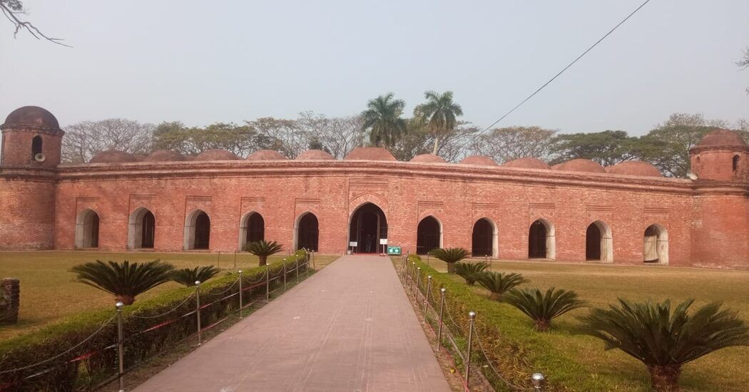 60 dome mosques, world heritage site in Bagerhat